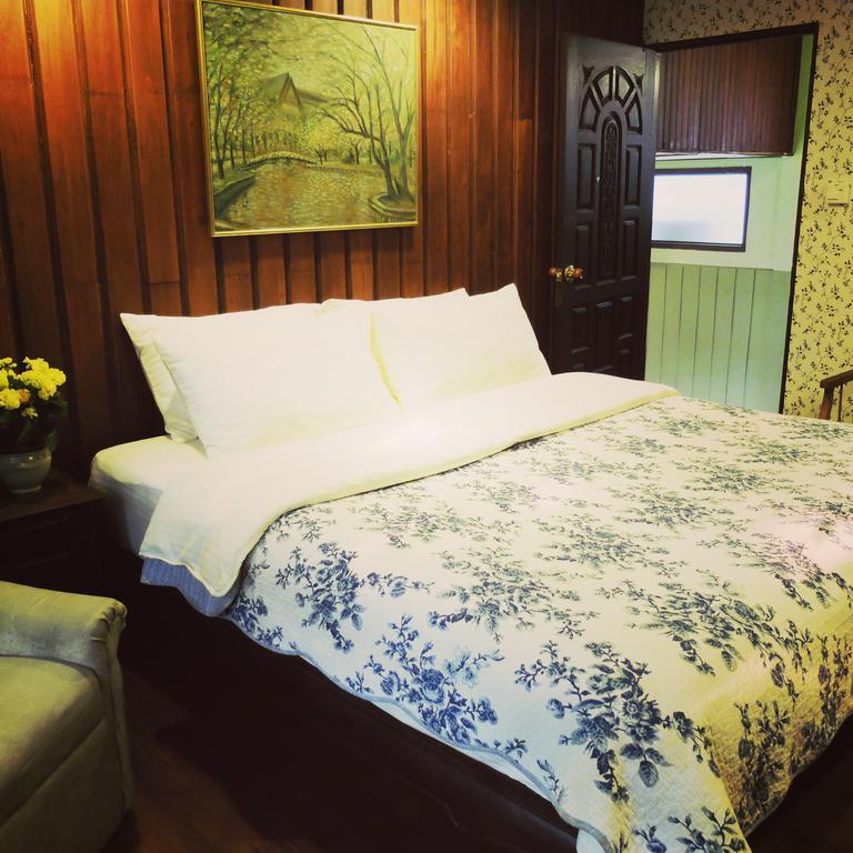 Hotel Siri Lampang Quarto foto