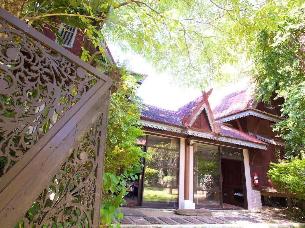 Hotel Siri Lampang Exterior foto